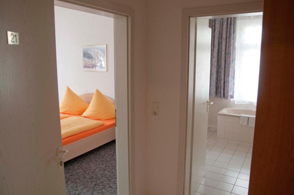 Pension Leipzig Georgplatz Kamer foto