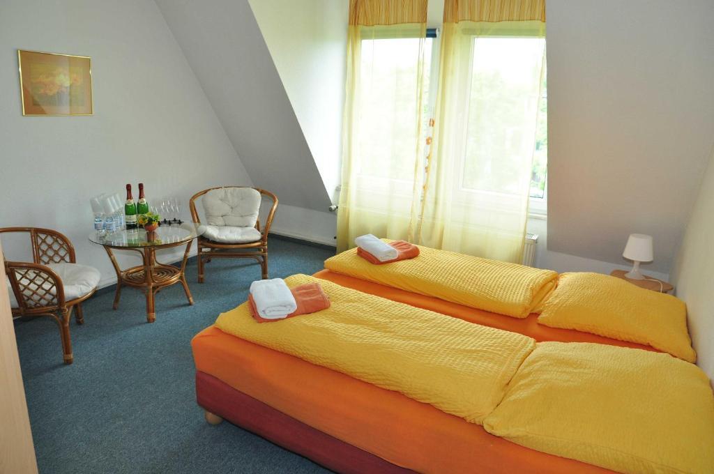 Pension Leipzig Georgplatz Kamer foto