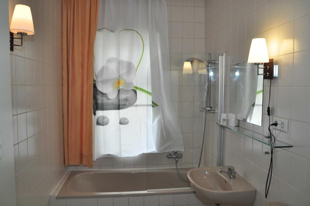 Pension Leipzig Georgplatz Kamer foto