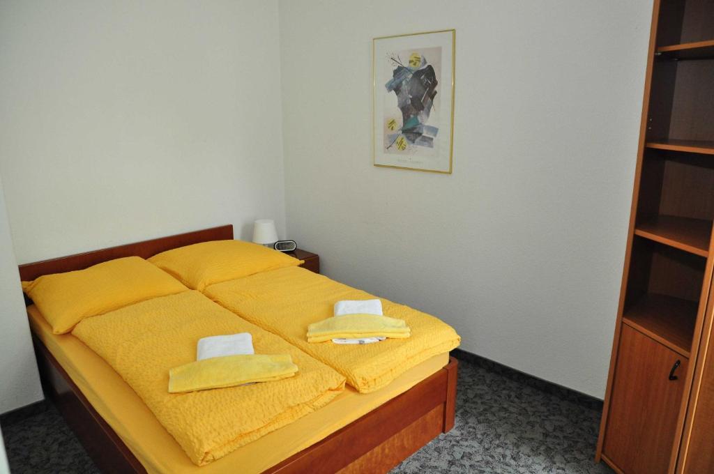 Pension Leipzig Georgplatz Kamer foto