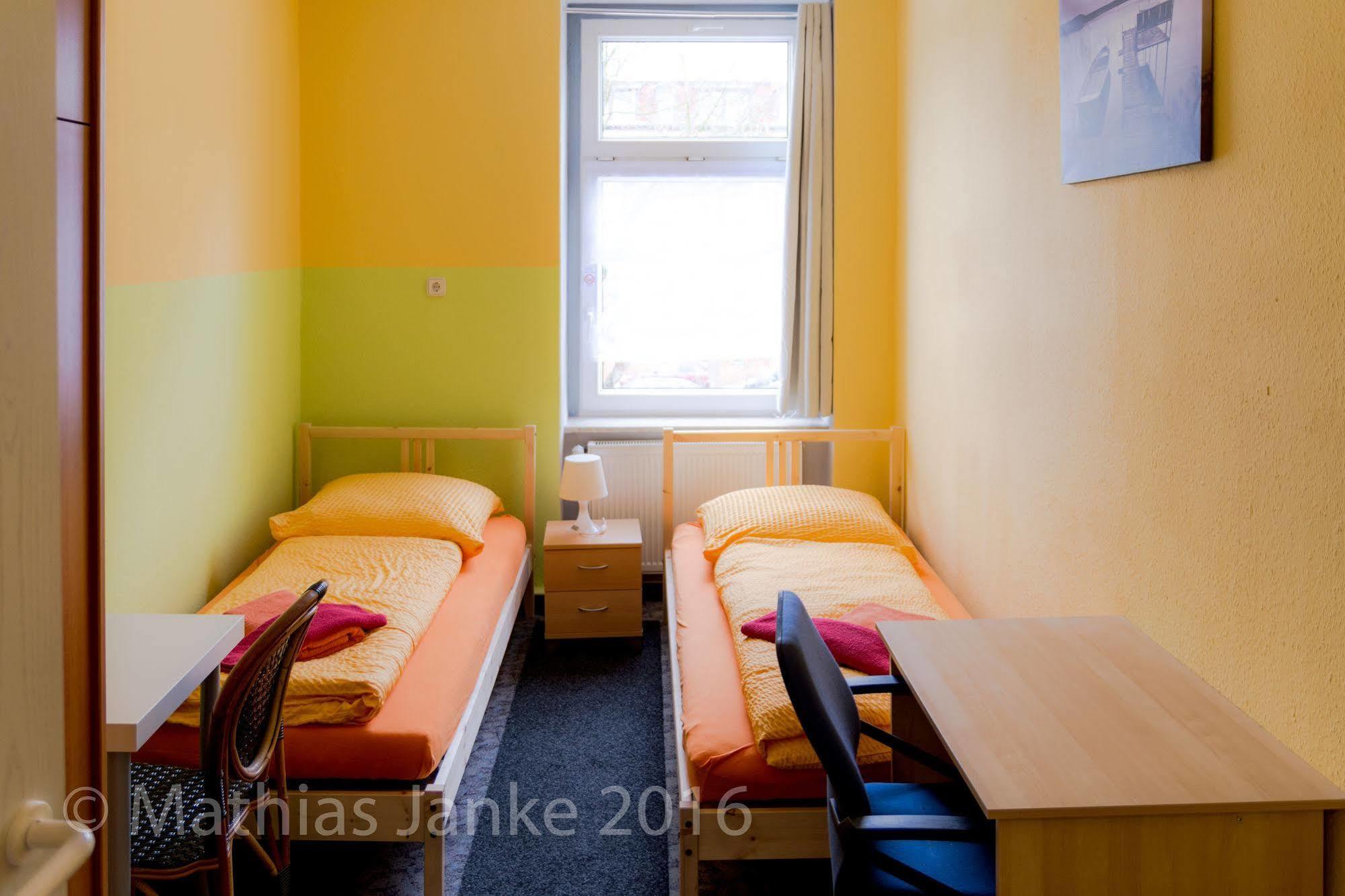 Pension Leipzig Georgplatz Buitenkant foto
