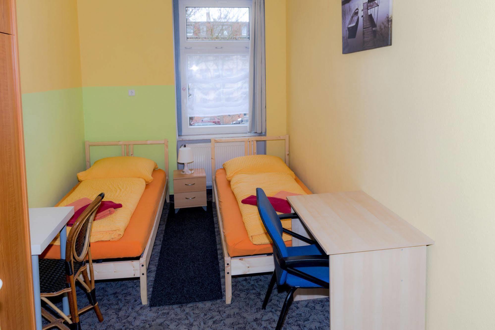 Pension Leipzig Georgplatz Buitenkant foto